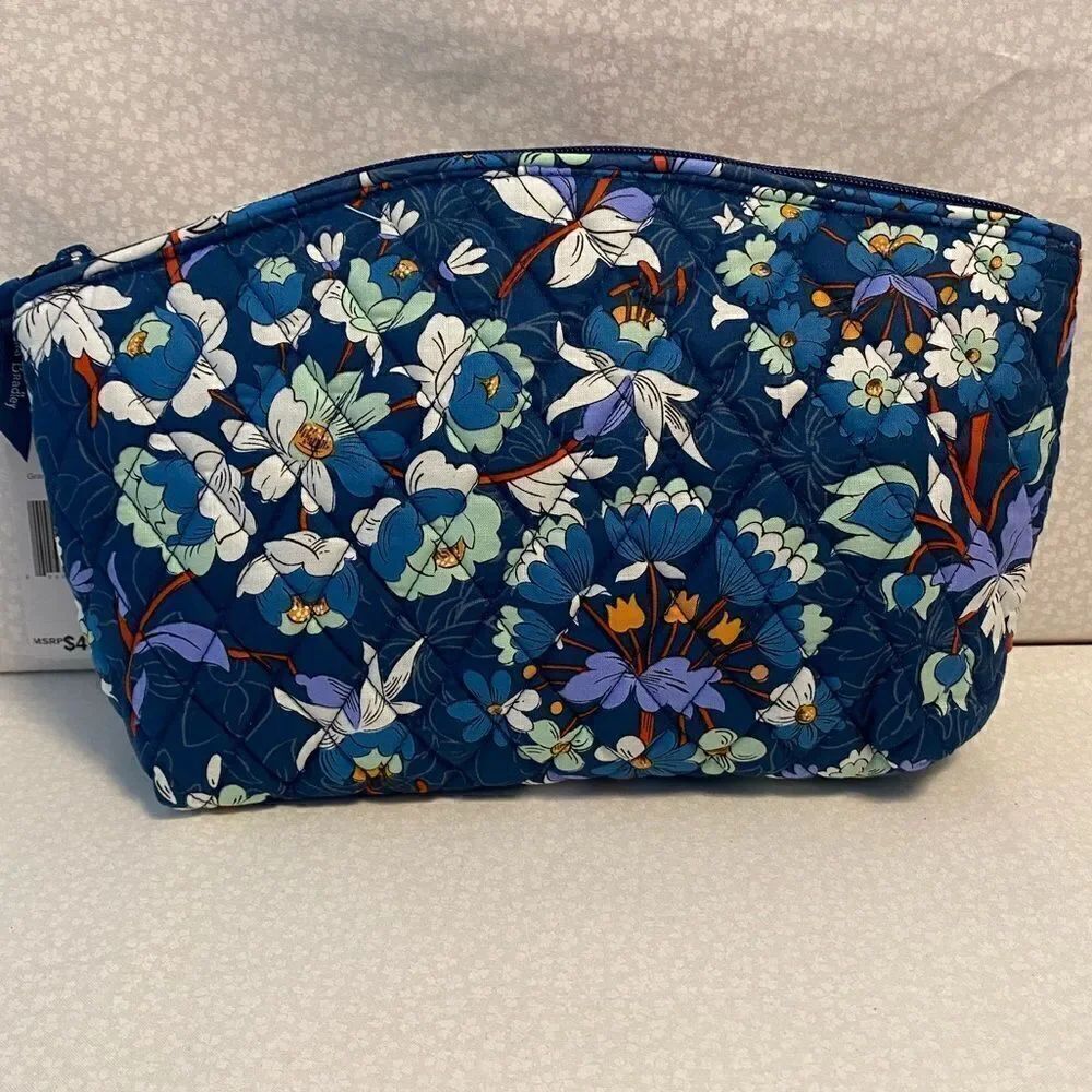 VERA BRADLEY Grand Travel Cosmetic in Floral Bursts